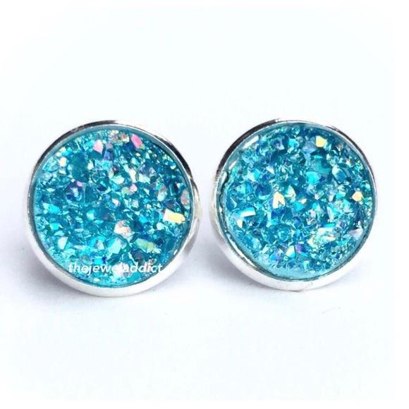 Jewelry - 3 for 15🎀 ice blue Druzy style earrings